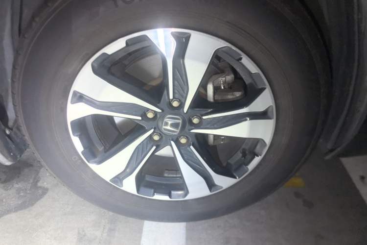 Used Honda CR-V 2017 240TURBO CVT Front-Wheel Drive Fashion Edition Right Front Wheel Hub