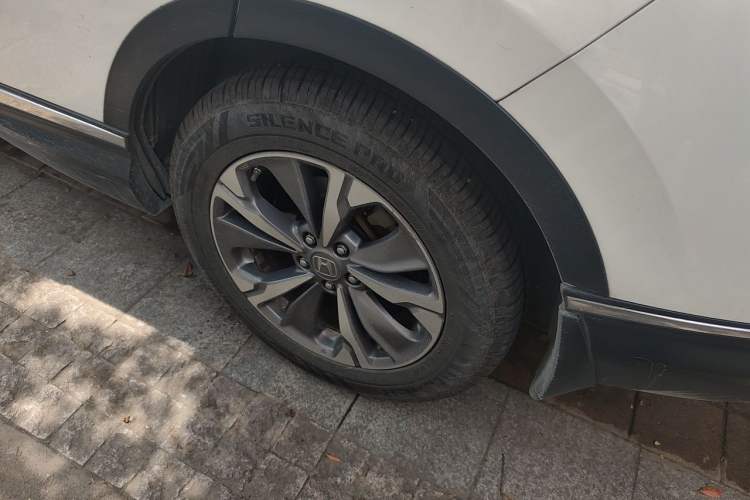 Used Honda CR-V 2017 Hybrid 2.0L Pure Drive Edition Right Front Wheel Hub
