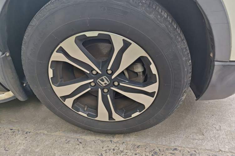 Used Honda CR-V 2017 240TURBO CVT 2WD Urban Edition Right Front Wheel Hub