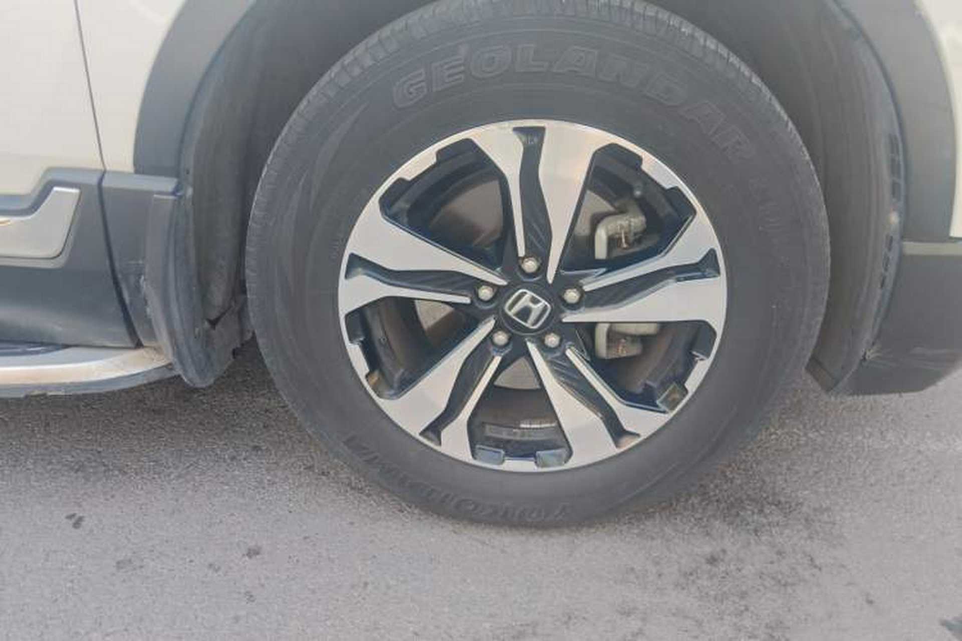 Used Honda CR-V 2017 240TURBO CVT Front-Wheel Drive Fashion Edition Right Front Wheel Hub