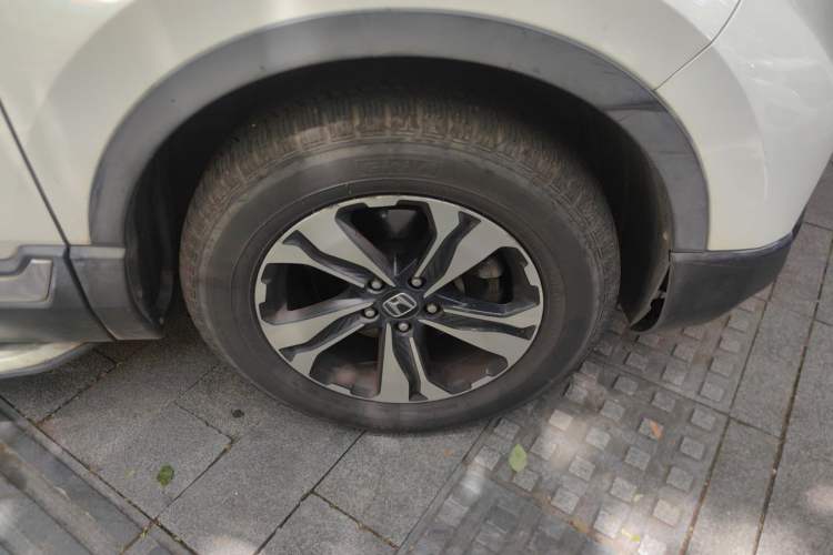 Used Honda CR-V 2017 240TURBO CVT Front-Wheel Drive Fashion Edition Right Front Wheel Hub
