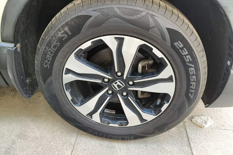 Used Honda CR-V 2017 240TURBO CVT Four-Wheel Drive Luxury Edition Right Front Wheel Hub