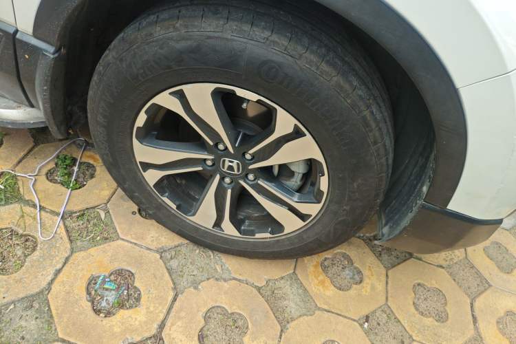 Used Honda CR-V 2017 240TURBO CVT 2WD Urban Edition Right Front Wheel Hub