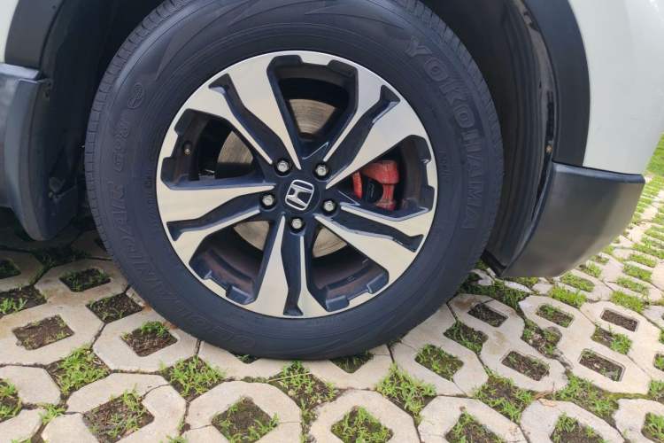 Used Honda CR-V 2017 240TURBO CVT Front-Wheel Drive Fashion Edition Right Front Wheel Hub