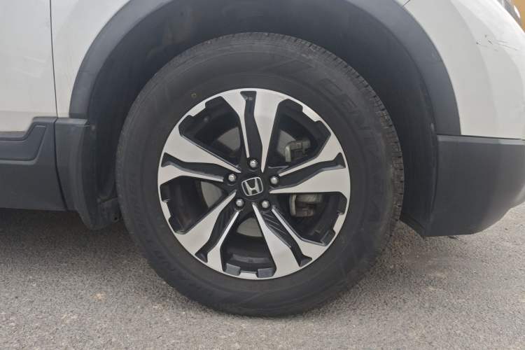 Used Honda CR-V 2017 240TURBO CVT 2WD Comfort Version Right Front Wheel Hub