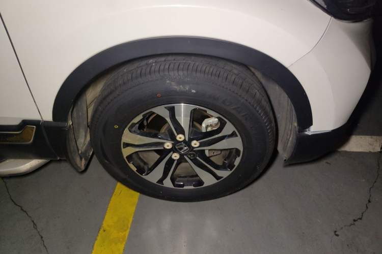 Used Honda CR-V 2017 240TURBO CVT Front-Wheel Drive Fashion Edition Right Front Wheel Hub