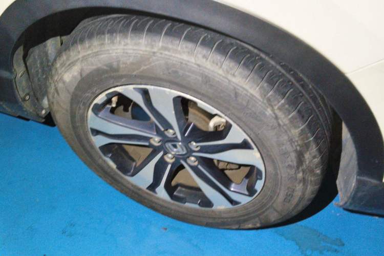 Used Honda CR-V 2017 240TURBO CVT 2WD Urban Edition Right Front Wheel Hub