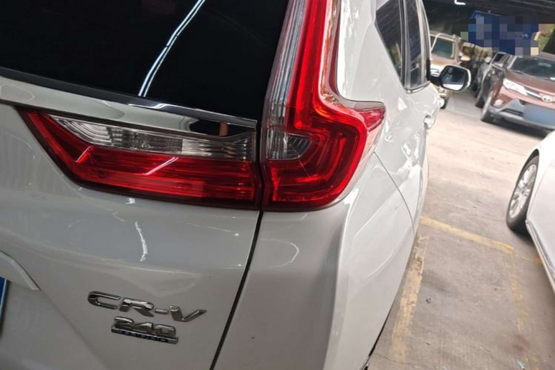 Used Honda CR-V 2017 240TURBO CVT Front-Wheel Drive Fashion Edition Right Rear Taillight