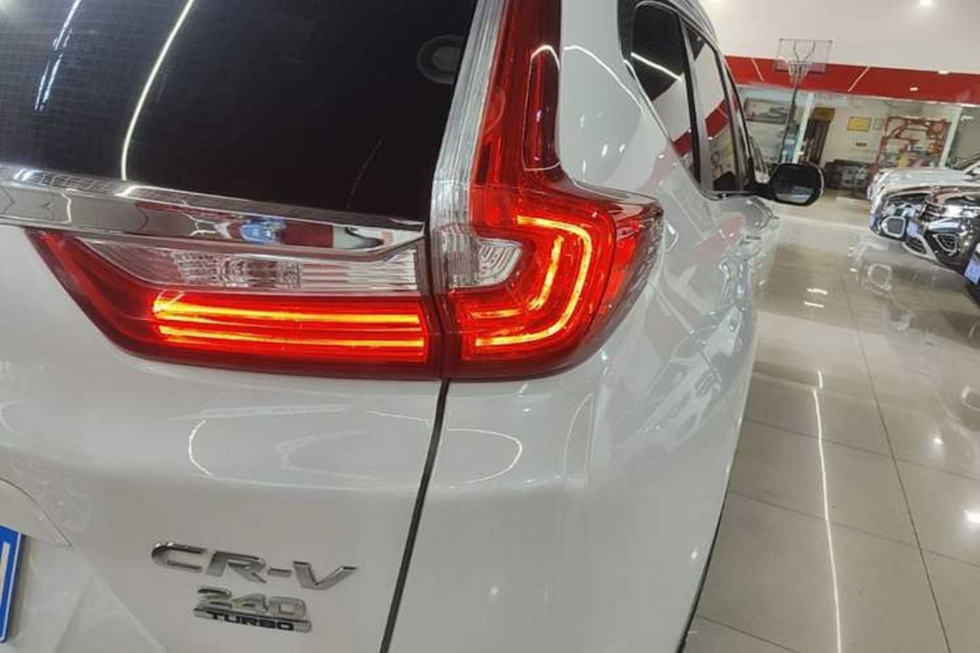 Used Honda CR-V 2017 240TURBO CVT Front-Wheel Drive Fashion Edition Right Rear Taillight