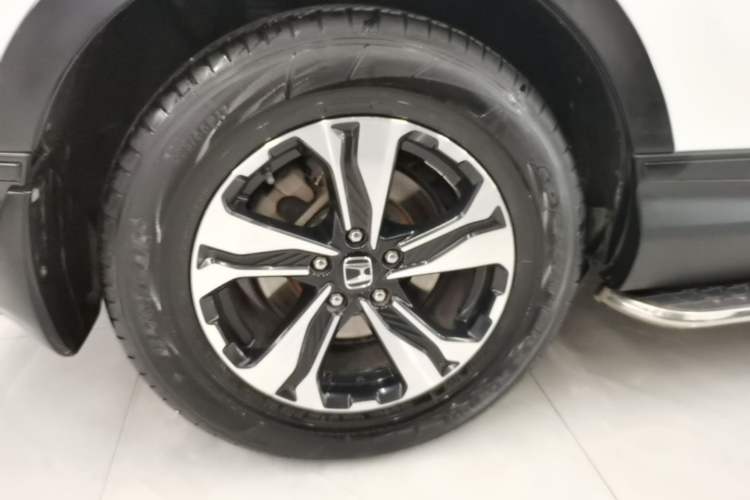 Used Honda CR-V 2017 240TURBO CVT 2WD Comfort Version Right Rear Wheel Hub