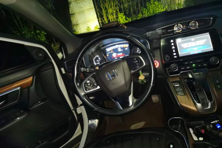 Used Honda CR-V 2017 240TURBO CVT Front-Wheel Drive Fashion Edition Steering Wheel