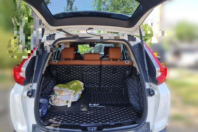 Used Honda CR-V 2017 240TURBO CVT 2WD Comfort Version Trunk