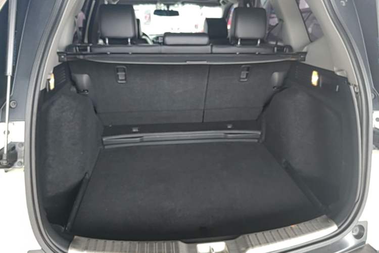 Used Honda CR-V 2017 240TURBO CVT Front-Wheel Drive Fashion Edition Trunk