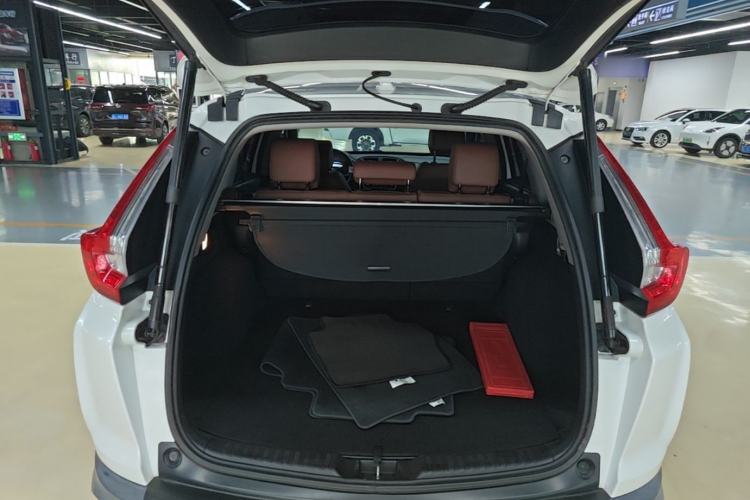 Used Honda CR-V 2017 Hybrid 2.0L Pure Edition Trunk