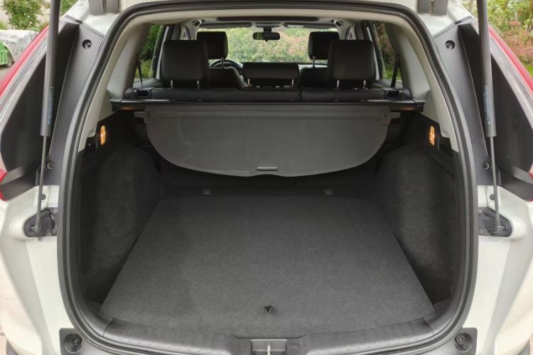 Used Honda CR-V 2017 240TURBO CVT Front-Wheel Drive Fashion Edition Trunk
