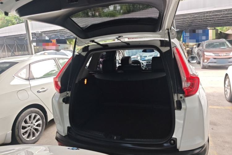 Used Honda CR-V 2017 240TURBO CVT Front-Wheel Drive Fashion Edition Trunk