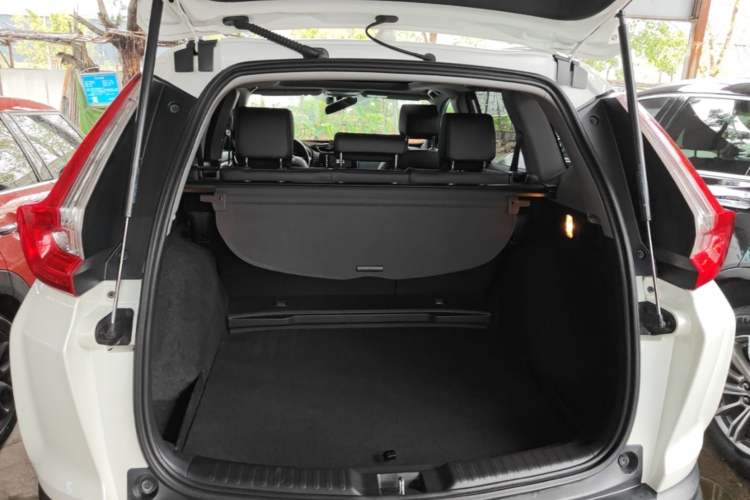 Used Honda CR-V 2017 240TURBO CVT Four-Wheel Drive Luxury Edition Trunk