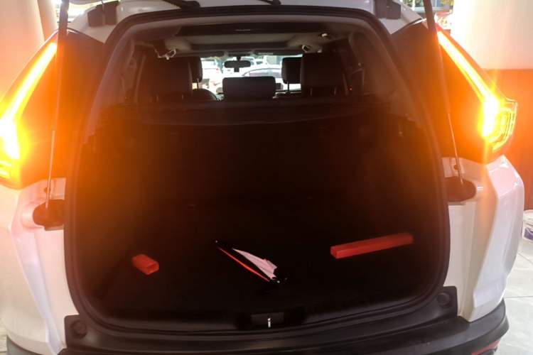 Used Honda CR-V 2017 240TURBO CVT Front-Wheel Drive Fashion Edition Trunk