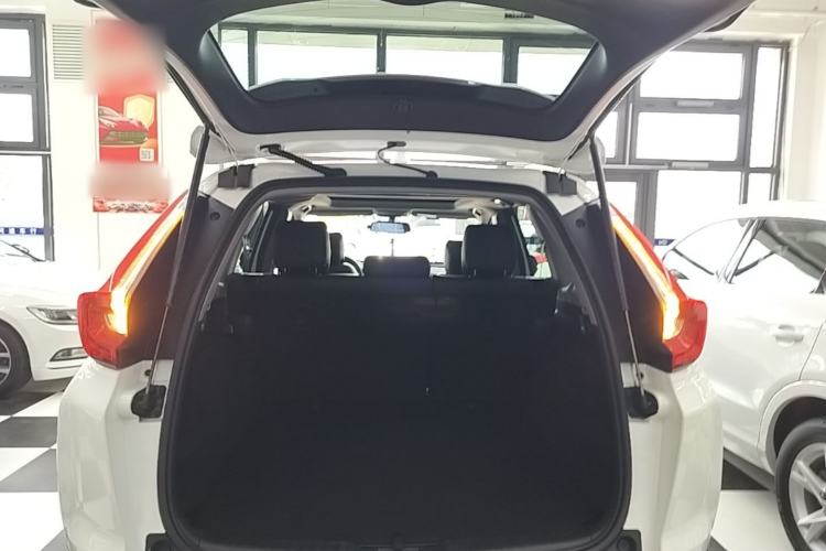 Used Honda CR-V 2017 Hybrid 2.0L Pure Speed Edition Trunk