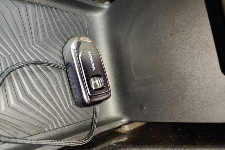 Used Honda CR-V 2017 240TURBO CVT Front-Wheel Drive Fashion Edition Vehicle Key