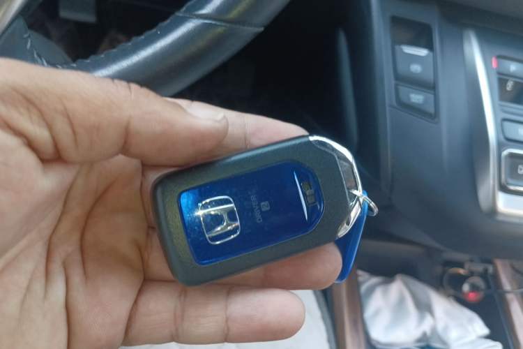 Used Honda CR-V 2017 Hybrid 2.0L Pure Edition Vehicle Key