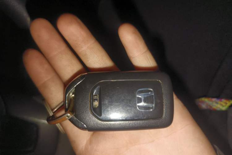 Used Honda CR-V 2017 240TURBO CVT 2WD Urban Edition Vehicle Key