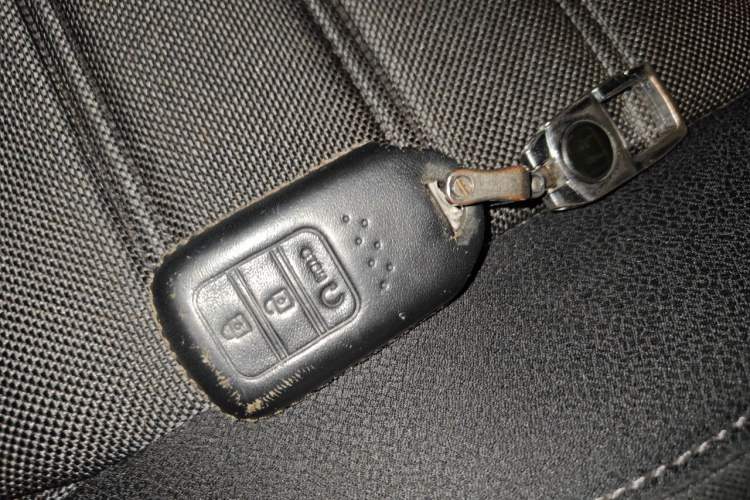 Used Honda CR-V 2017 240TURBO CVT 2WD Urban Edition Vehicle Key