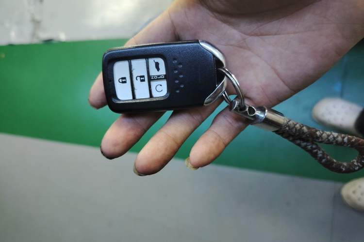Used Honda CR-V 2017 240TURBO CVT Four-Wheel Drive Prestige Edition Vehicle Key
