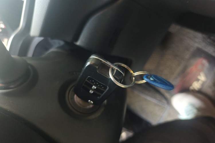 Used Honda CR-V 2017 240TURBO CVT 2WD Comfort Version Vehicle Key