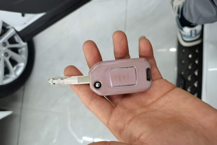 Used Honda CR-V 2017 240TURBO CVT 2WD Comfort Version Vehicle Key
