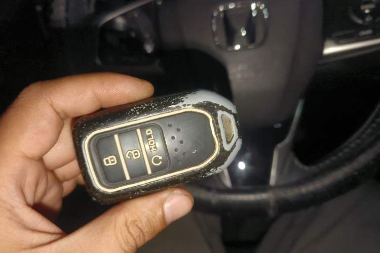 Used Honda CR-V 2017 240TURBO CVT Front-Wheel Drive Fashion Edition Vehicle Key