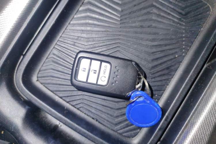 Used Honda CR-V 2017 Hybrid 2.0L Pure Speed Edition Vehicle Key