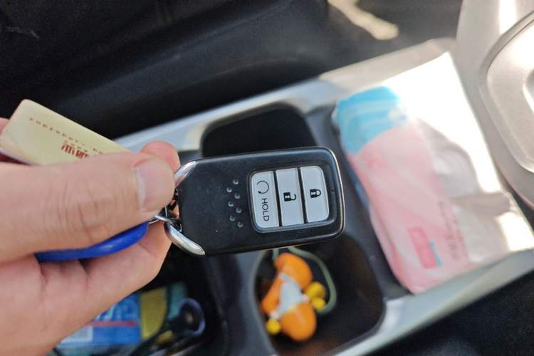 Used Honda CR-V 2017 240TURBO CVT 2WD Urban Edition Vehicle Key