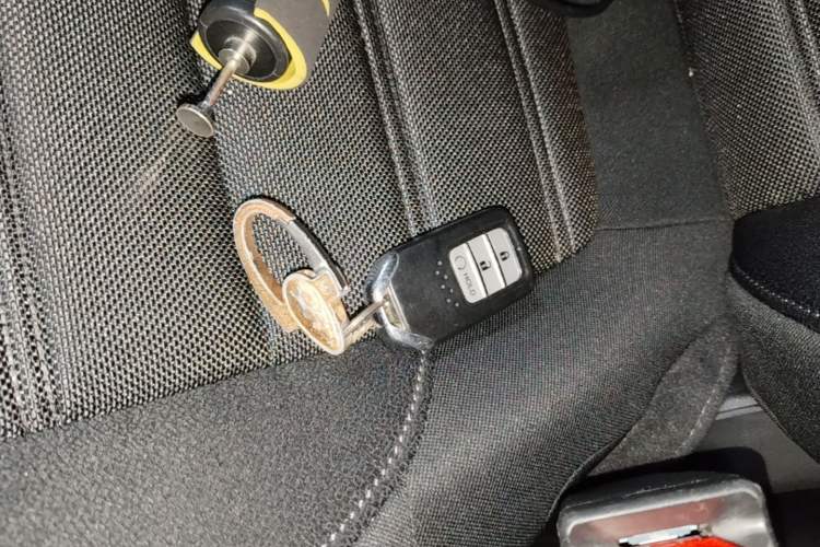 Used Honda CR-V 2017 240TURBO CVT 2WD Urban Edition Vehicle Key