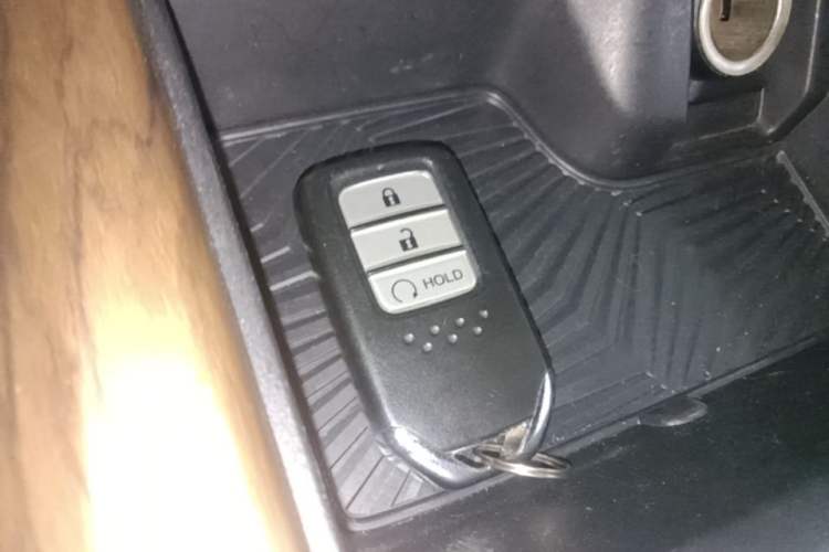 Used Honda CR-V 2017 Hybrid 2.0L Pure Drive Edition Vehicle Key