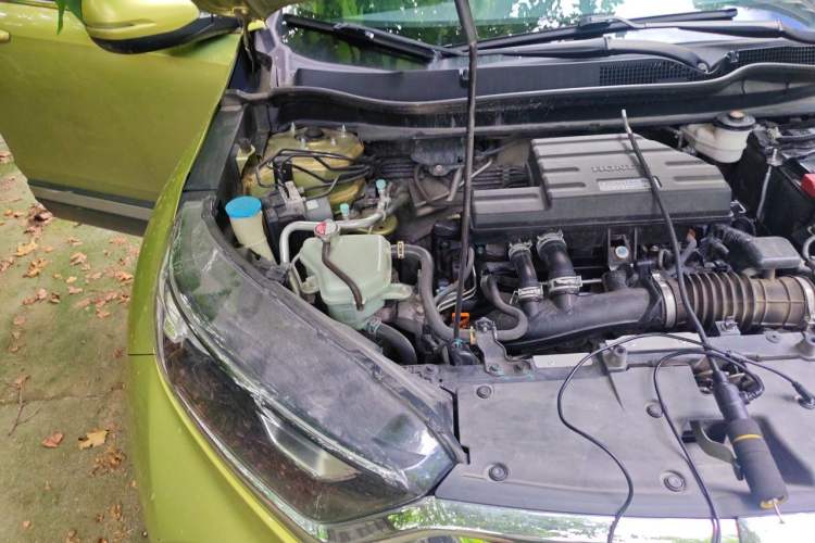 Used Honda CR-V 2017 240TURBO CVT Front-Wheel Drive Fashion Edition Engine Bay Right