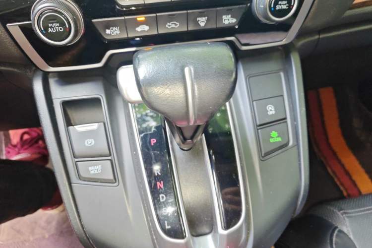 Used Honda CR-V 2017 240TURBO CVT Front-Wheel Drive Fashion Edition Gear Lever