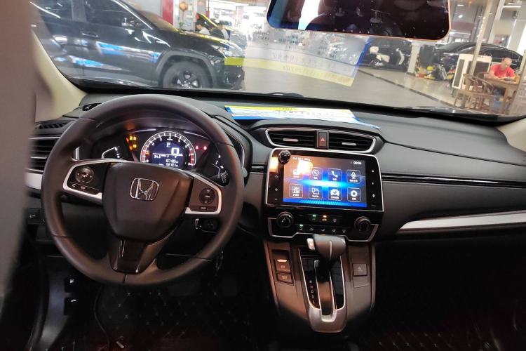 Used Honda CR-V 2018 240TURBO CVT 2WD Comfort Version Center Console