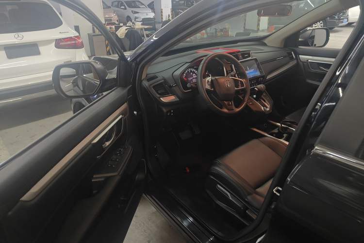 Used Honda CR-V 2018 240TURBO CVT 2WD Comfort Version Driver Seat