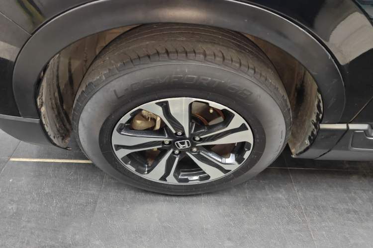 Used Honda CR-V 2018 240TURBO CVT 2WD Comfort Version Exterior 7