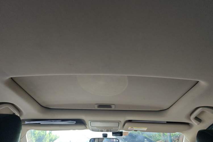 Used Honda CR-V 2018 240TURBO CVT 2WD Comfort Version Headliner