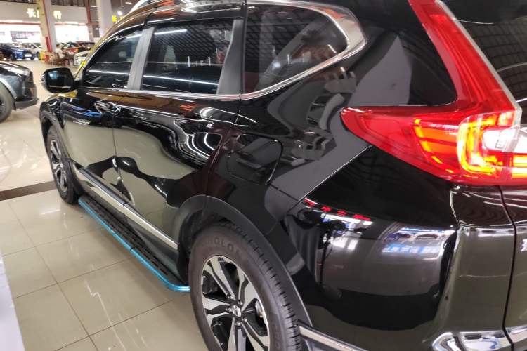 Used Honda CR-V 2018 240TURBO CVT 2WD Comfort Version Left Side