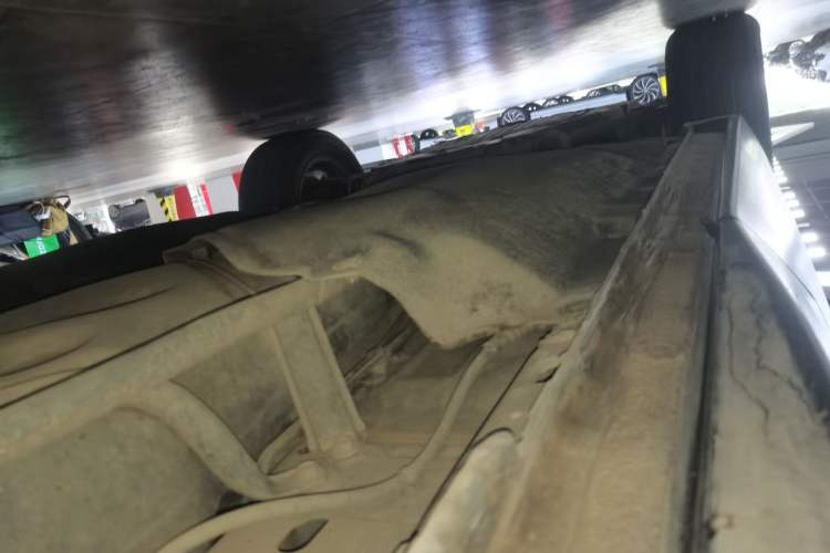 Used Honda CR-V 2018 240TURBO CVT 2WD Comfort Version Left Side Sill