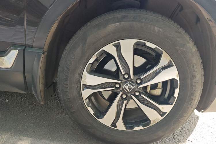 Used Honda CR-V 2018 240TURBO CVT 2WD Comfort Version Right Front Wheel Hub