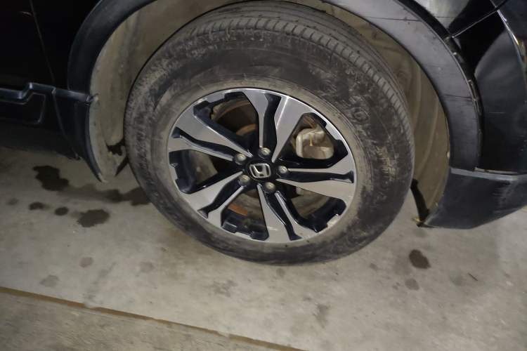 Used Honda CR-V 2018 240TURBO CVT 2WD Comfort Version Right Front Wheel Hub