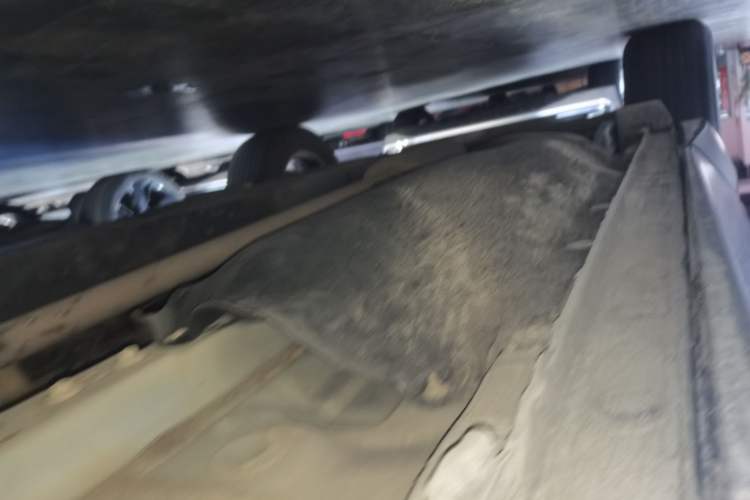 Used Honda CR-V 2018 240TURBO CVT 2WD Comfort Version Right Side Sill
