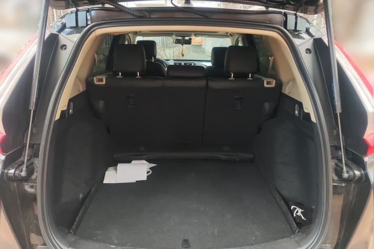 Used Honda CR-V 2018 240TURBO CVT 2WD Comfort Version Trunk
