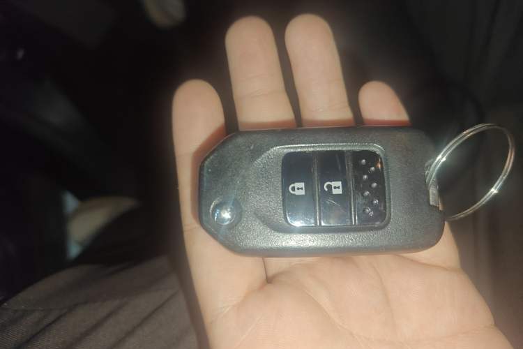 Used Honda CR-V 2018 240TURBO CVT 2WD Comfort Version Vehicle Key