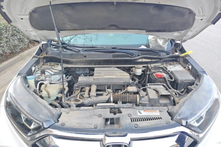 Used Honda CR-V 2018 240TURBO CVT 2WD Comfort Version Engine Bay