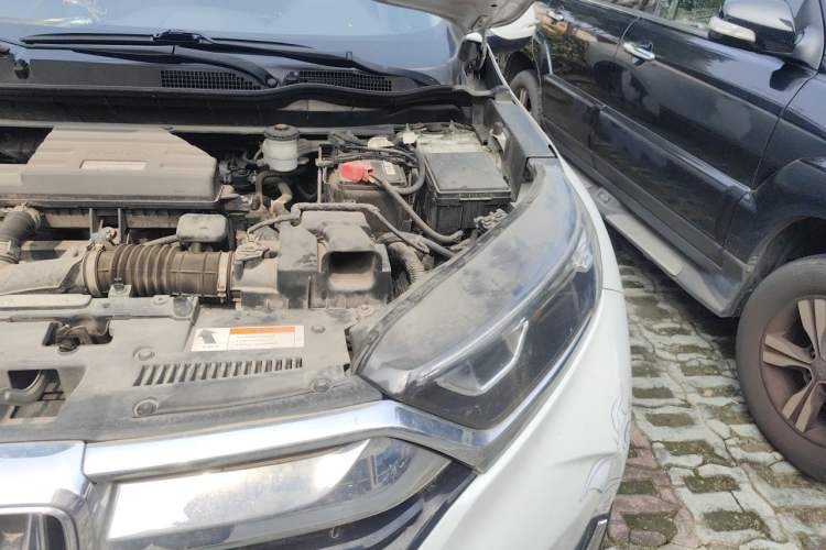 Used Honda CR-V 2018 240TURBO Manual Two-Wheel Drive Classic Edition Engine Bay Left